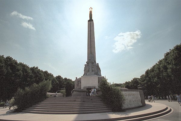 Freedom Monument, backlit